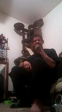 Snapshot of LongDickZee562 chatting on 02-27-25, 03:40 LongDickZee562 online show from 02-27-25, 03:40