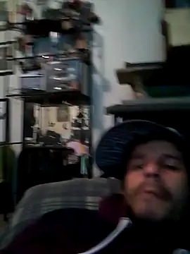 Snapshot of LongDickZee562 chatting on 02-12-25, 09:43 LongDickZee562 online show from 02-12-25, 09:43