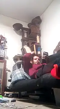 Snapshot of LongDickZee562 chatting on 02-26-25, 06:04 LongDickZee562 online show from 02-26-25, 06:04