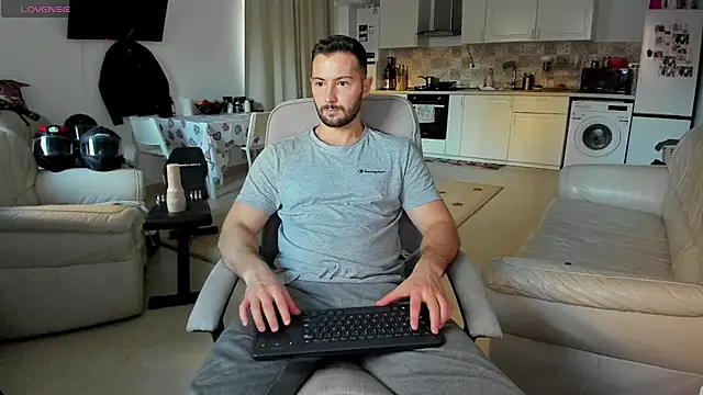 ZackFraser online show from 10-23-25, 02:27