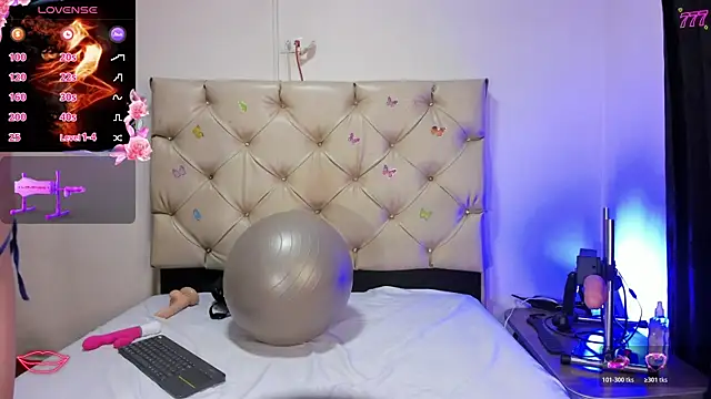 cleopatraa online show from 04-22-26, 08:48