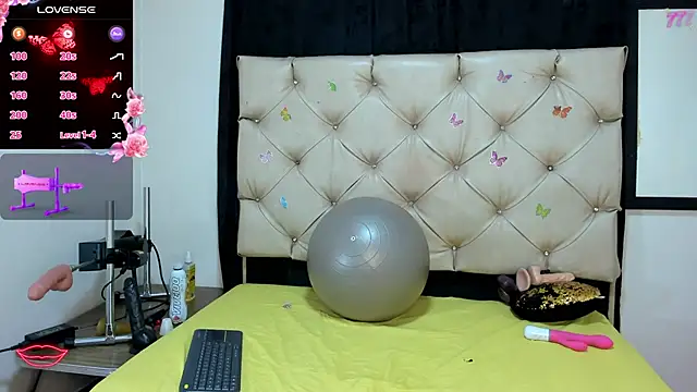 cleopatraa online show from 04-15-26, 07:51