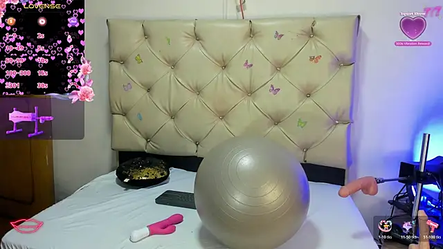cleopatraa online show from 05-12-26, 11:00