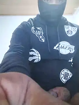 Snapshot of Luziluzi0999 chatting on 03-28-26, 06:31 Luziluzi0999 online show from 03-28-26, 06:31