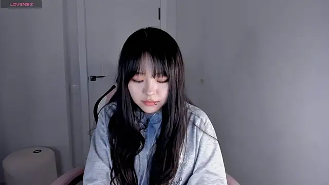 hee young11 online show from 11-07-25, 09:19