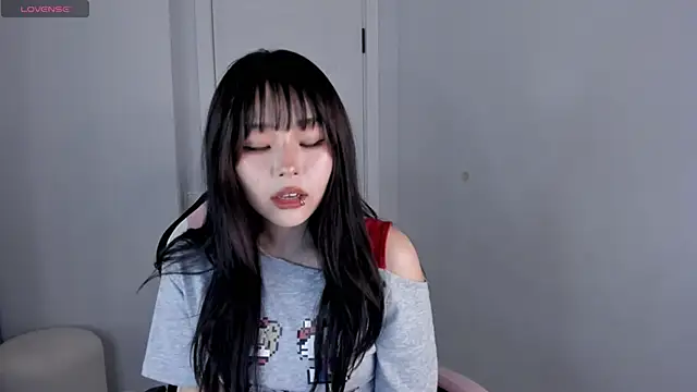 Snapshot of hee_young11 chatting on 09-26-25, 09:54 hee young11 online show from 09-26-25, 09:54