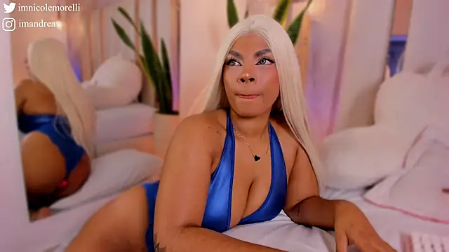 Nicolemorelli2 online show from 11-10-25, 12:10