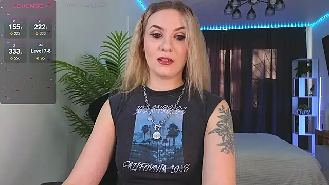 Maria Shy online show from 11-17-25, 07:23