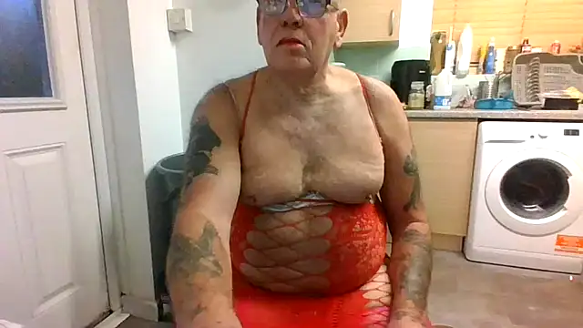 samanthasissieuk online show from 11-07-25, 04:44