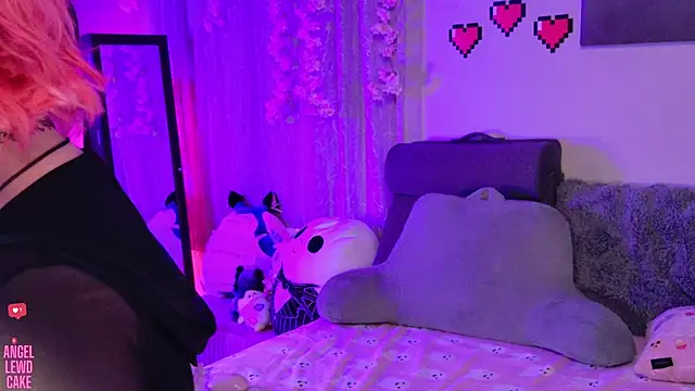 Snapshot of Angel-Lewd-Cake chatting on 06-11-26, 12:54 Angel-Lewd-Cake online show from 06-11-26, 12:54