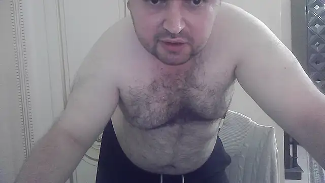 Snapshot of KIZLAZIMYaa chatting on 06-18-26, 06:13 KIZLAZIMYaa online show from 06-18-26, 06:13