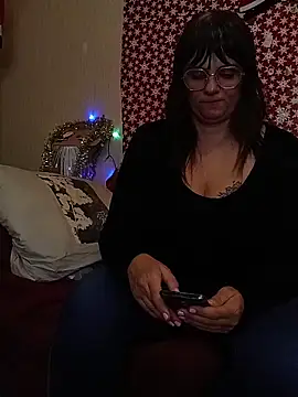 cricrimodele online show from 12-17-25, 04:45