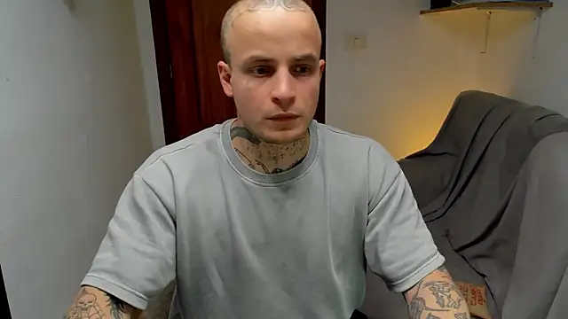 layneinchains online show from 05-11-26, 01:45