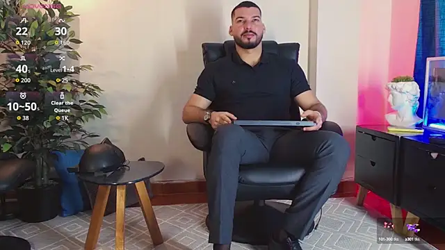 Snapshot of HenryBenso chatting on 09-18-25, 04:54 HenryBenso online show from 09-18-25, 04:54