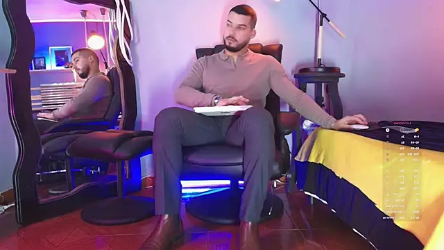 Snapshot of HenryBenso chatting on 03-10-25, 10:18 HenryBenso online show from 03-10-25, 10:18