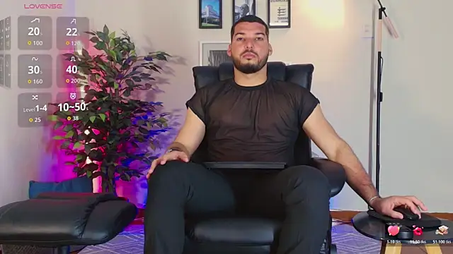 Snapshot of HenryBenso chatting on 10-21-25, 05:34 HenryBenso online show from 10-21-25, 05:34