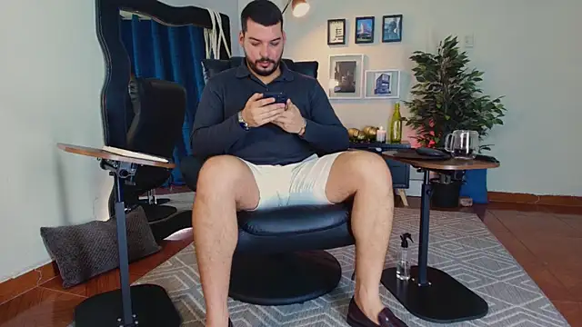 HenryBenso online show from 06-08-26, 12:06