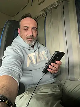 Snapshot of dzhakar chatting on 03-13-25, 12:56 dzhakar online show from 03-13-25, 12:56