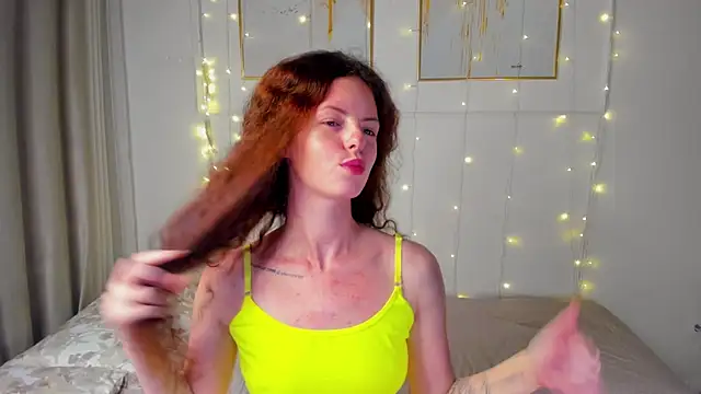 RubyAttwood online show from 11-28-25, 01:06