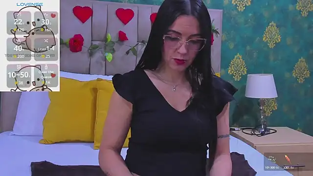 SuzanSmithh online show from 10-08-25, 11:23