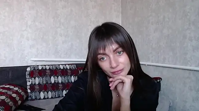LikaLuis online show from 02-10-25, 01:44