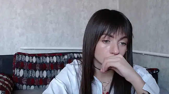 LikaLuis online show from 02-25-25, 01:32