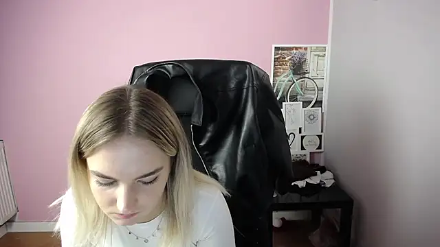 viktoria lovely online show from 10-21-25, 08:58