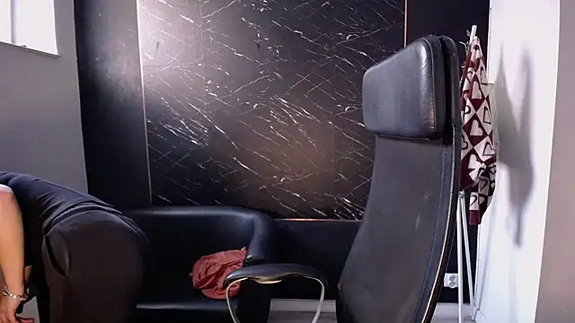 viktoria lovely online show from 11-06-25, 01:15