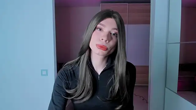 monicastark  online show from 05-28-26, 09:54