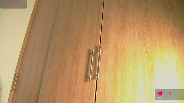 aidaadams online show from 10-20-25, 11:33