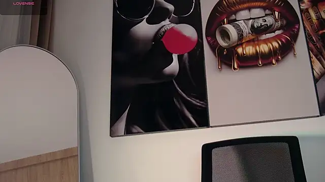 aidaadams online show from 12-19-25, 10:50