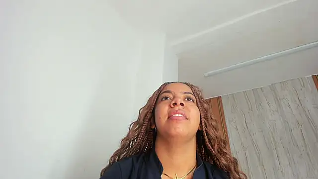 Alika01 online show from 10-19-25, 01:47