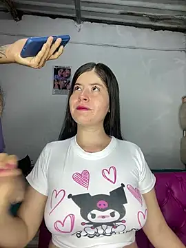 Snapshot of Hotnightsexxx chatting on 02-23-25, 12:19 Hotnightsexxx online show from 02-23-25, 12:19