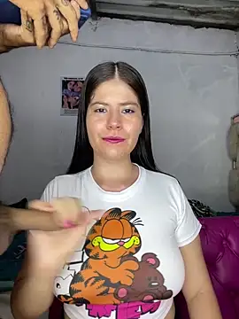 Snapshot of Hotnightsexxx chatting on 02-16-25, 09:38 Hotnightsexxx online show from 02-16-25, 09:38