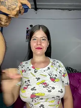 Snapshot of Hotnightsexxx chatting on 03-07-25, 03:29 Hotnightsexxx online show from 03-07-25, 03:29