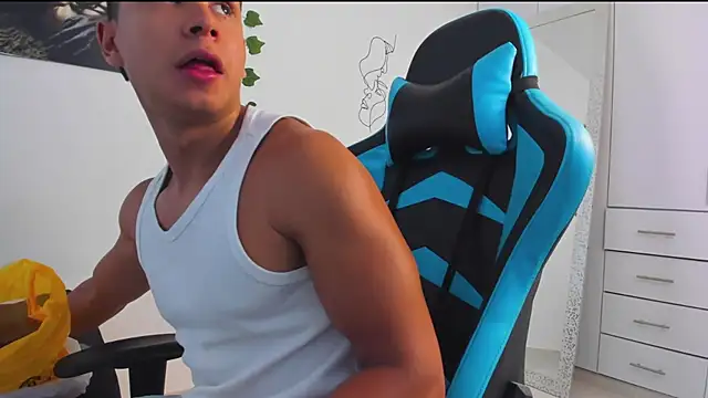 Bray Kevin online show from 03-02-25, 07:41