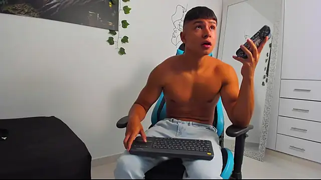 Bray Kevin online show from 03-08-25, 03:28