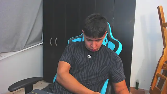 Bray Kevin online show from 12-04-25, 03:49