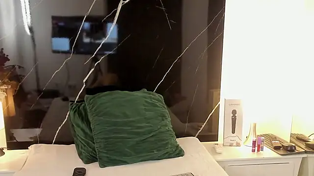 BellaaStarlix online show from 03-11-26, 07:41