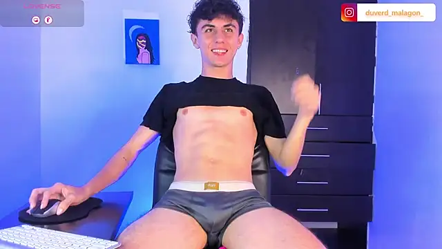 Demian cute18 online show from 06-08-26, 11:27