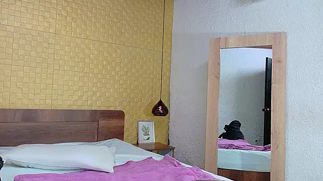 Mrs booty online show from 03-14-25, 01:57