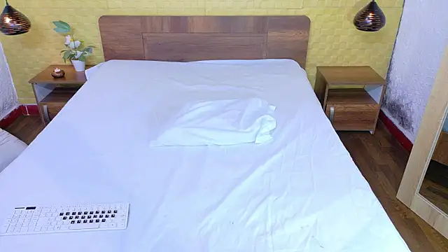 Mrs booty online show from 10-01-25, 01:48