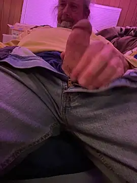 Helmut1971 online show from 04-08-26, 06:04