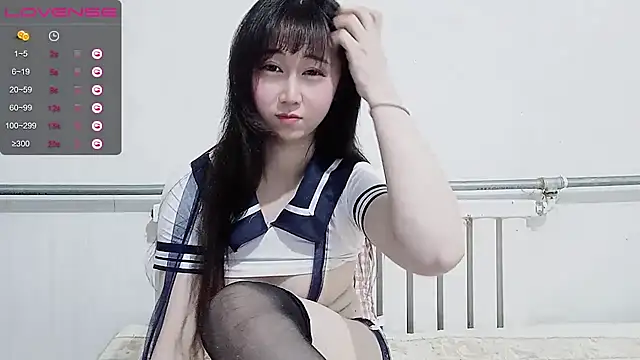 Snapshot of mimi-yangyang chatting on 02-25-25, 05:19 mimi-yangyang online show from 02-25-25, 05:19
