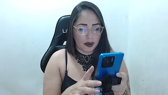 Snapshot of natashasmithe chatting on 11-05-25, 01:20 natashasmithe online show from 11-05-25, 01:20