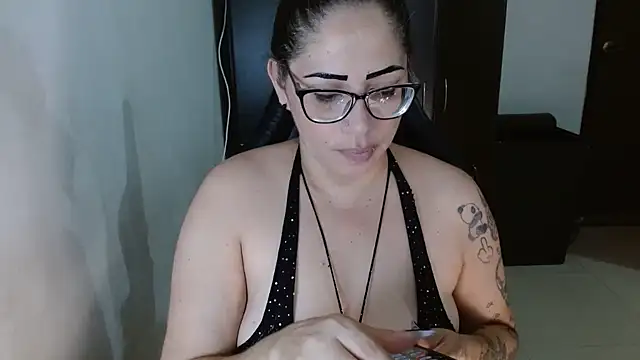 natashasmithe online show from 06-30-26, 01:16