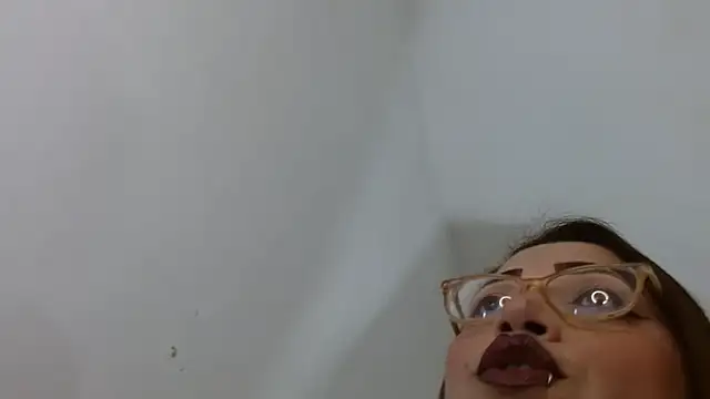 Snapshot of natashasmithe chatting on 09-26-25, 08:27 natashasmithe online show from 09-26-25, 08:27