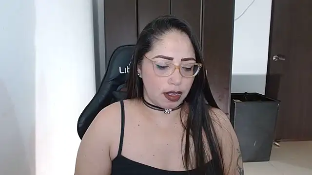 Snapshot of natashasmithe chatting on 09-28-25, 07:54 natashasmithe online show from 09-28-25, 07:54