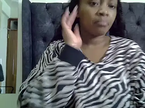 Brown sexy online show from 07-11-26, 11:49