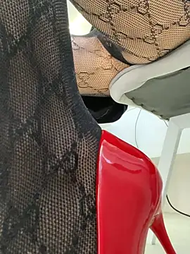 LauraDavis online show from 02-23-26, 12:39